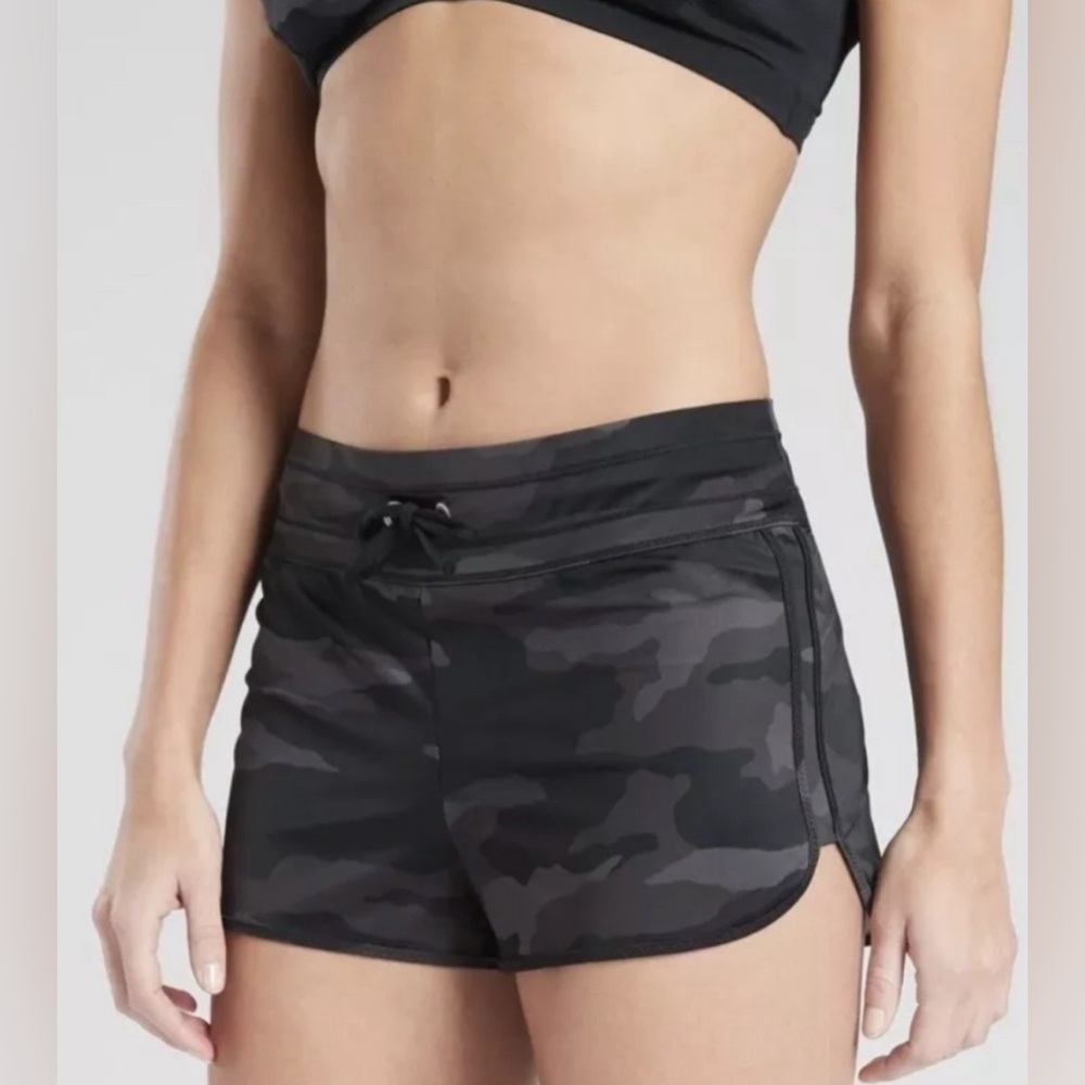 ATHLETA freestyle camp shorts Size XS